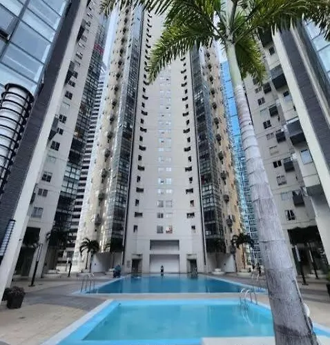 New And Affordable 2br Loft At The Bgc 200mbps Wifi *
