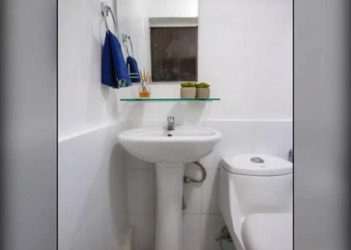 New And Affordable 2br Loft At The Bgc 200mbps Wifi Apartahotel